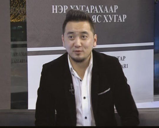 Дуучин Бобо анхны тоглолтынхоо орлогыг хүмүүнлэгийн үйлсэд зориулна